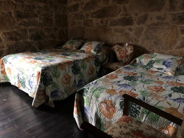 Habitación con una cama de 1,35 y otra de 1, 05