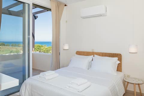 Olea House Kyparissia 80m from the sea