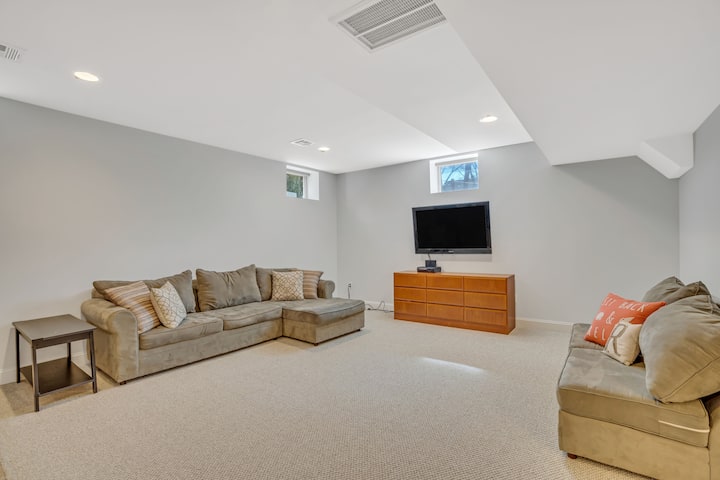 Large Family-friendly Home Near Beach. - Point Pleasant, NJ