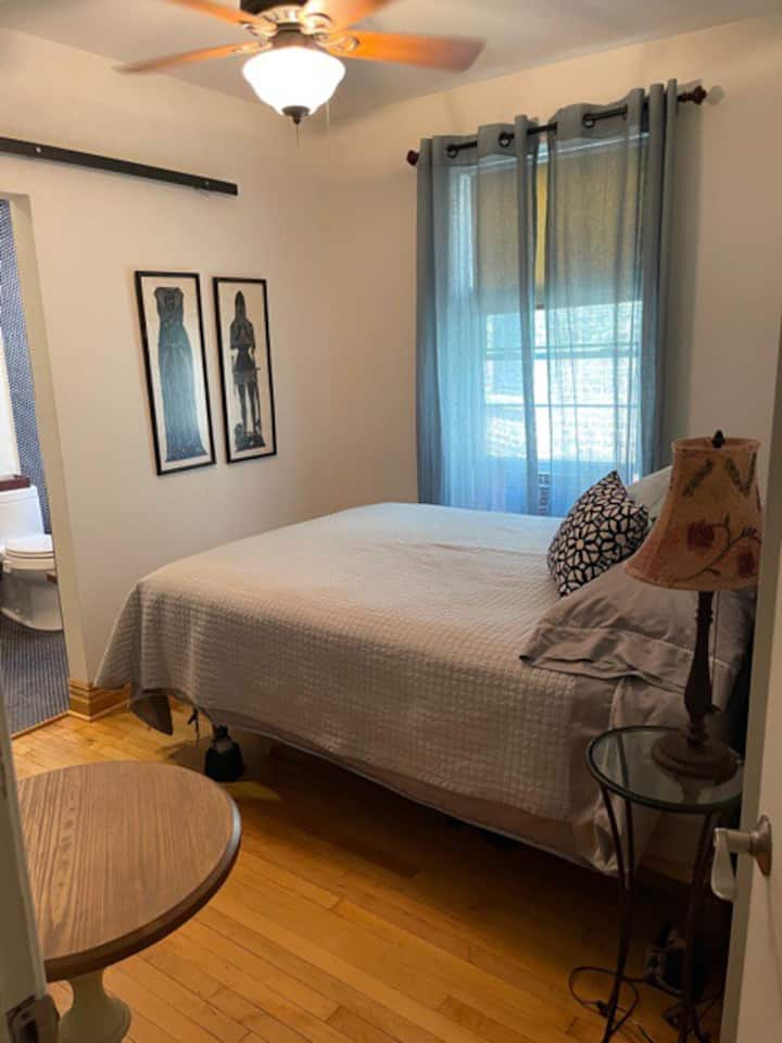 Wrigleyville, Chicago Vacation Rentals Airbnb