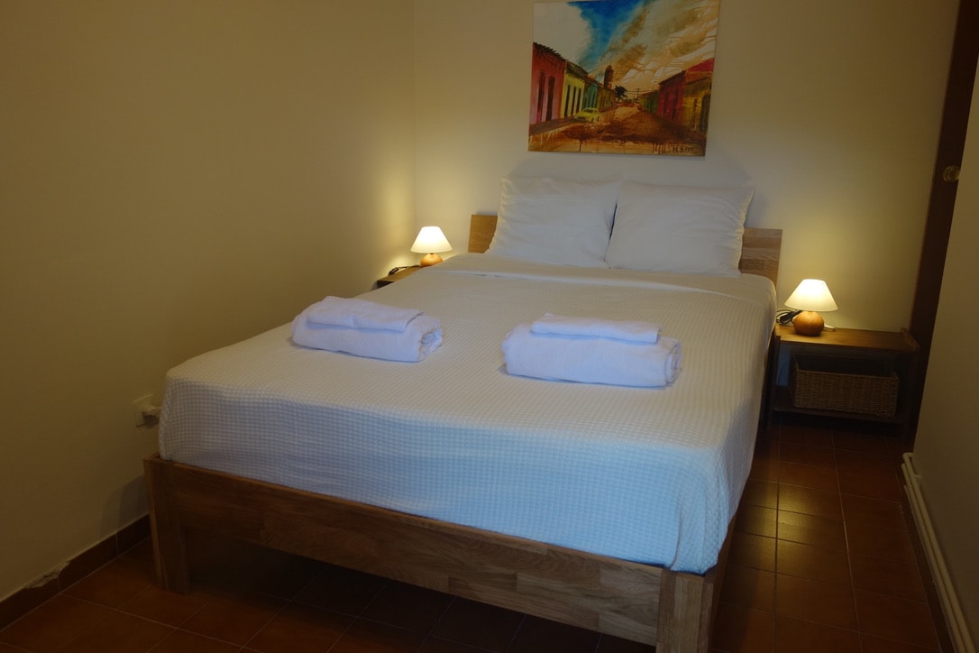 غرفة النوم 2