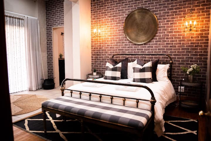 @Athens Guest Rooms - Room 2