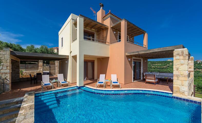 Villa with amazing sea view and private pool gallery image 3