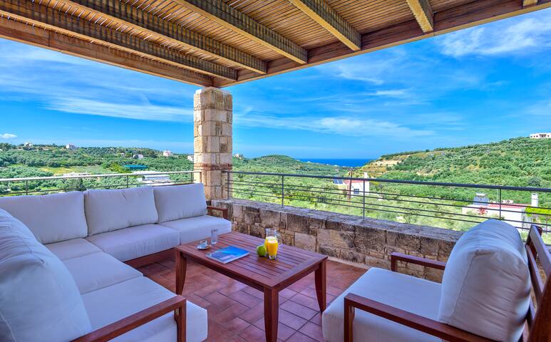 Villa with amazing sea view and private pool gallery image 2