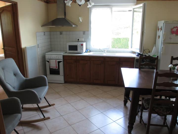 Maison De Campagne à L'orée De La Forêt - Bourgogne-Franche-Comté