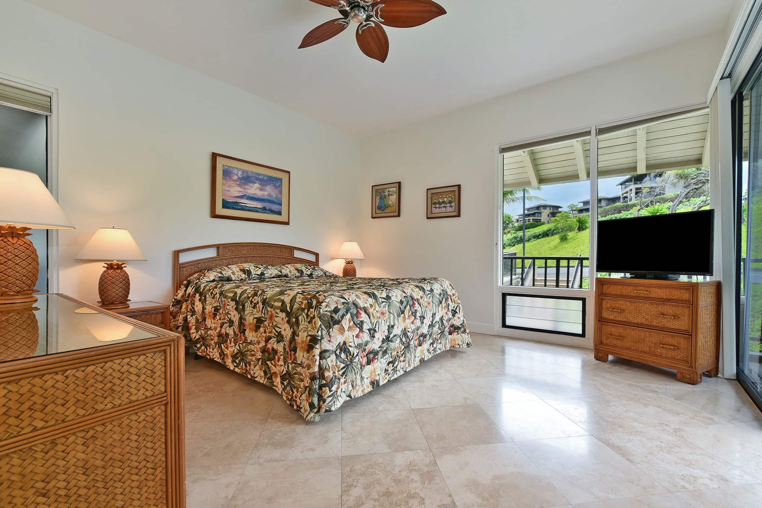 Condo in Lahaina · ★4.92 · 1 bedroom · 2 beds · 1 bath - Image 21