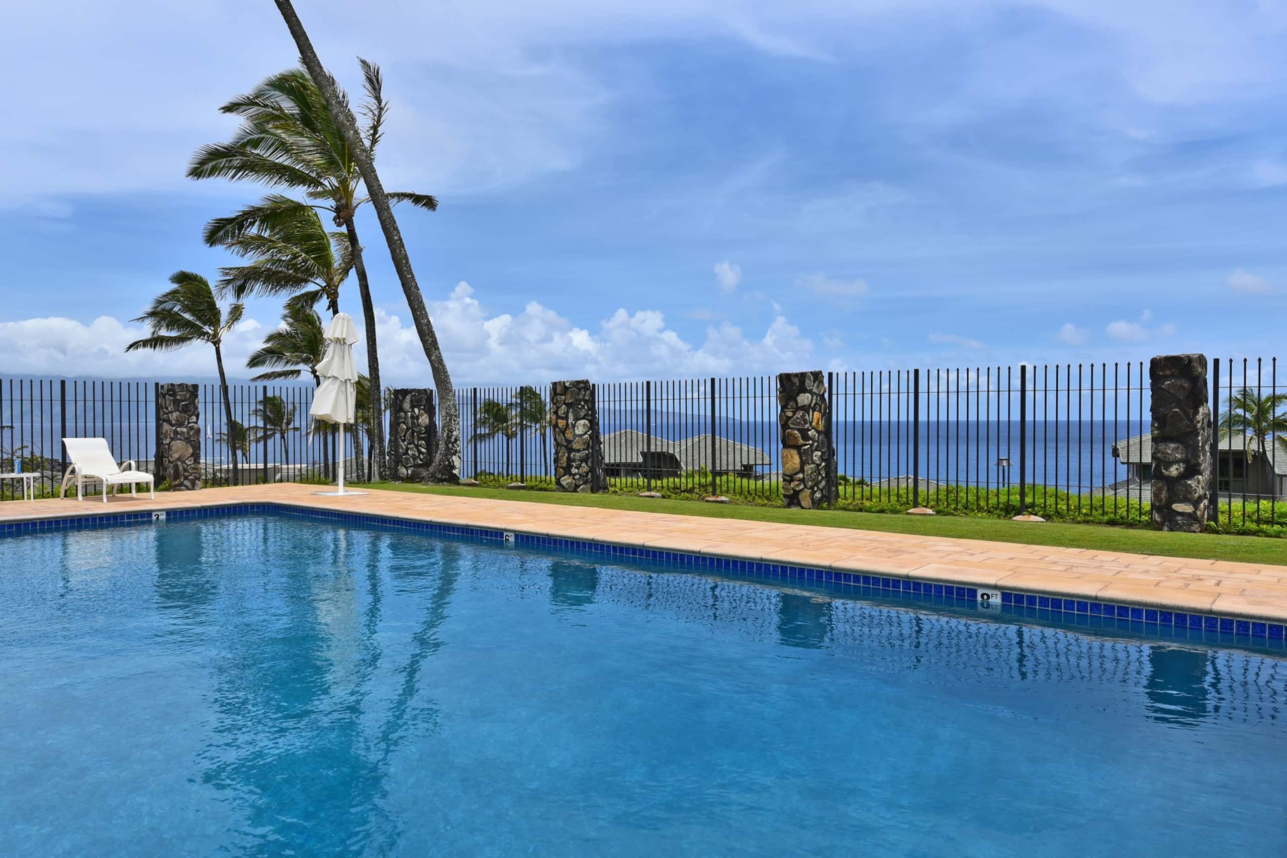 Condo in Lahaina · ★4.92 · 1 bedroom · 2 beds · 1 bath - Image 14