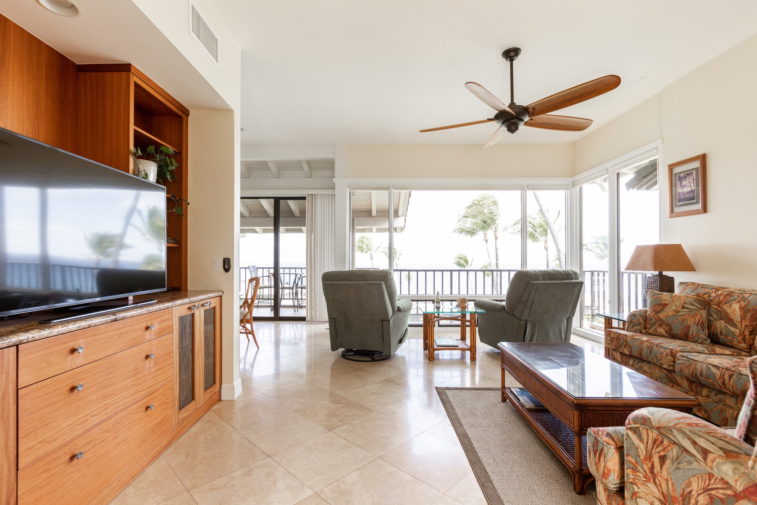 Condo in Lahaina · ★4.92 · 1 bedroom · 2 beds · 1 bath - Image 40