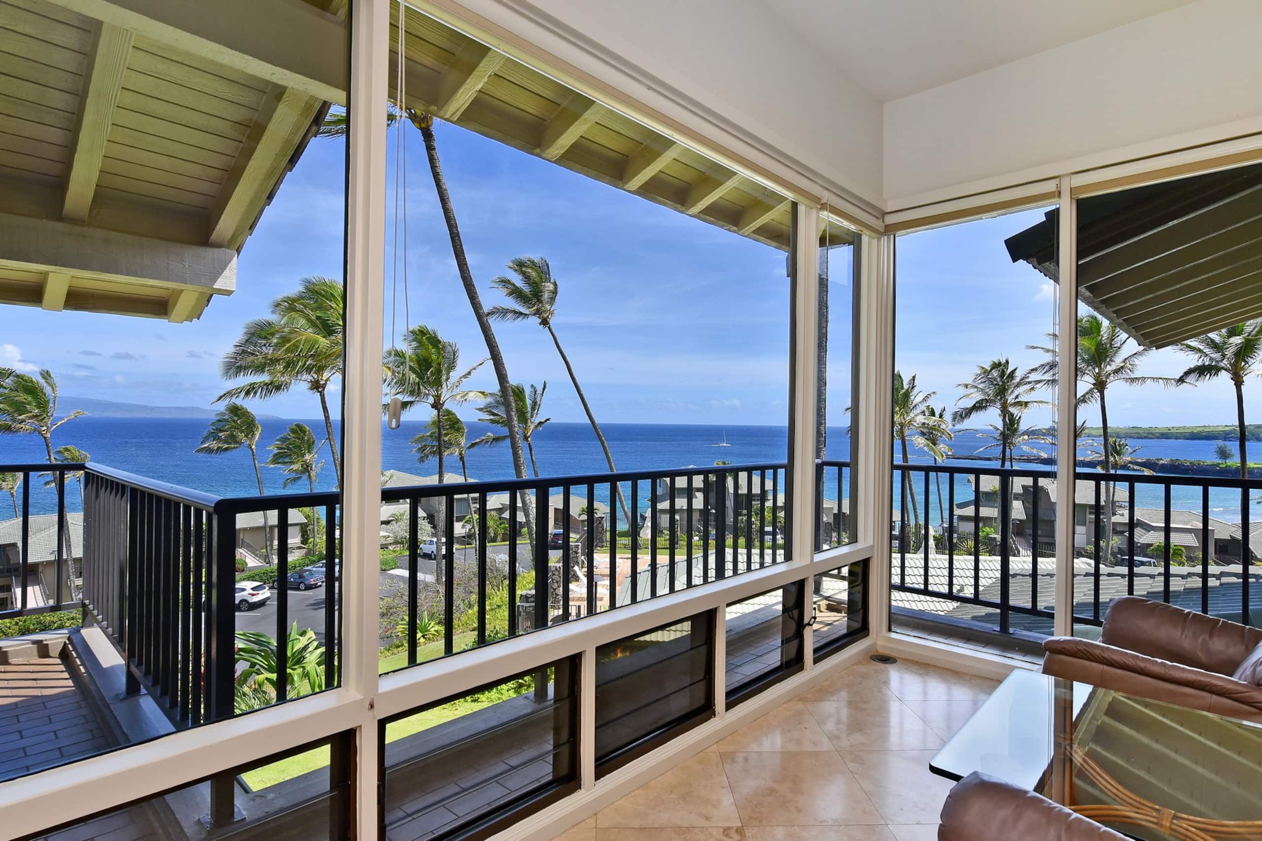 Condo in Lahaina · ★4.92 · 1 bedroom · 2 beds · 1 bath - Image 1