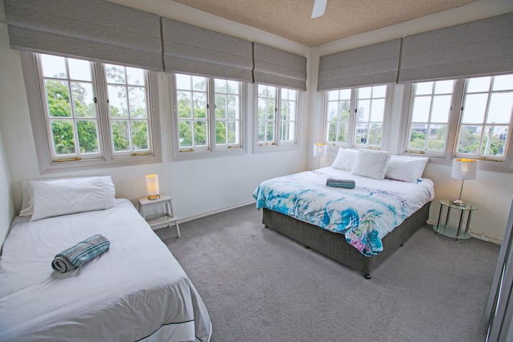 Queen + Single Bedroom