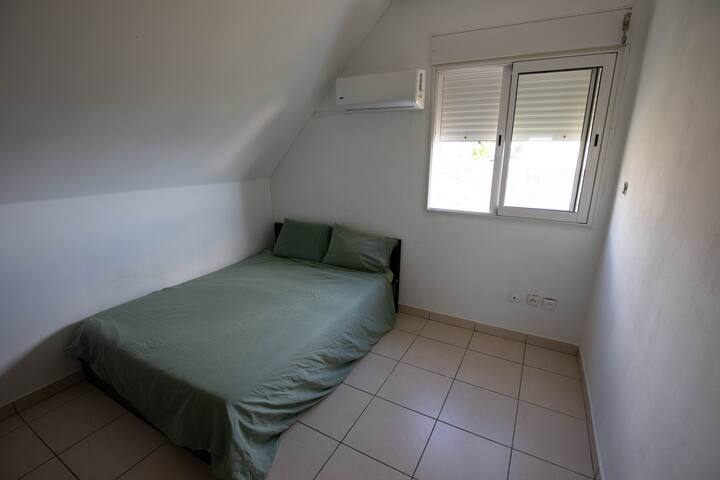 2. spavaća soba na katu od kuće