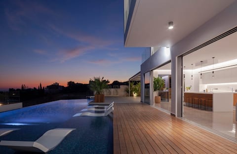 Villa Euphoria
