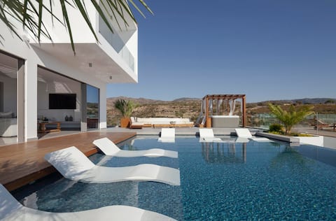 Villa Euphoria