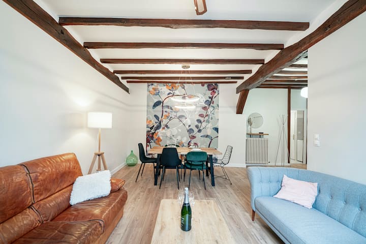 Duplex Cosy Au Cœur D’aÿ - Poutres & Charme Ancien - Ay