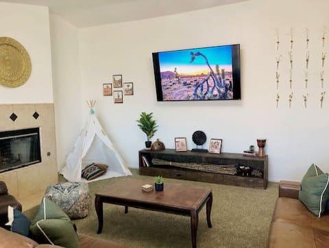 *Rare find*great location* BREWSTER Park*GAMEROOM*