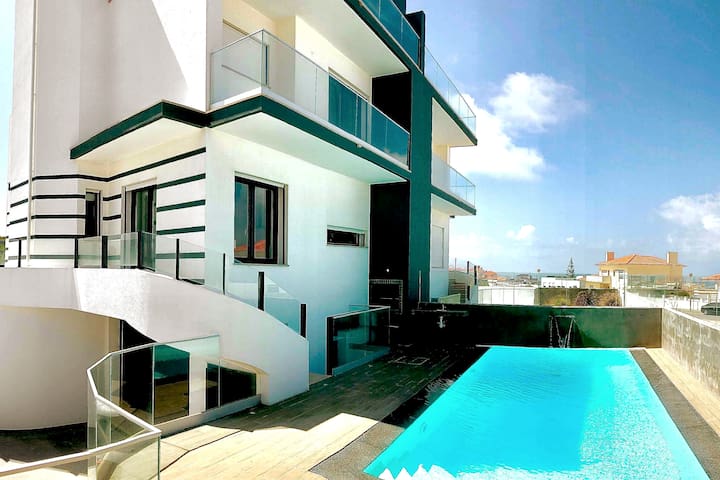 ViGiA LiGHTHOUSE – Heated Pool & Ocean view villa