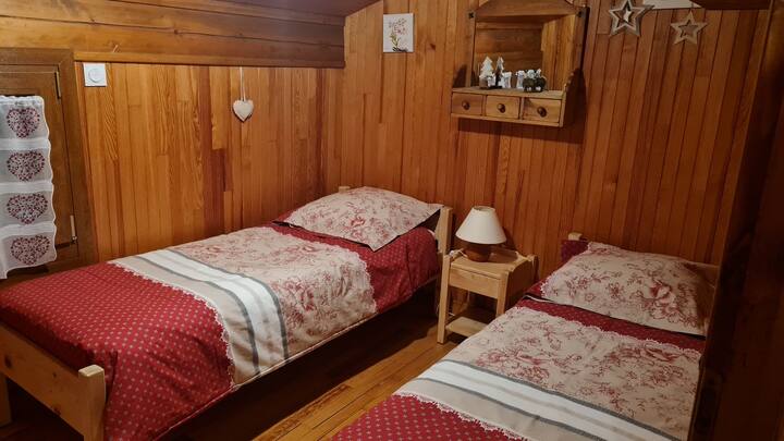 Dormitorio 3- 2 camas individuales+1 cama cajón