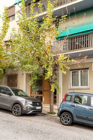 Exquisite 3BDR/2Bath apt in Acropolis &Netflix gallery image 3