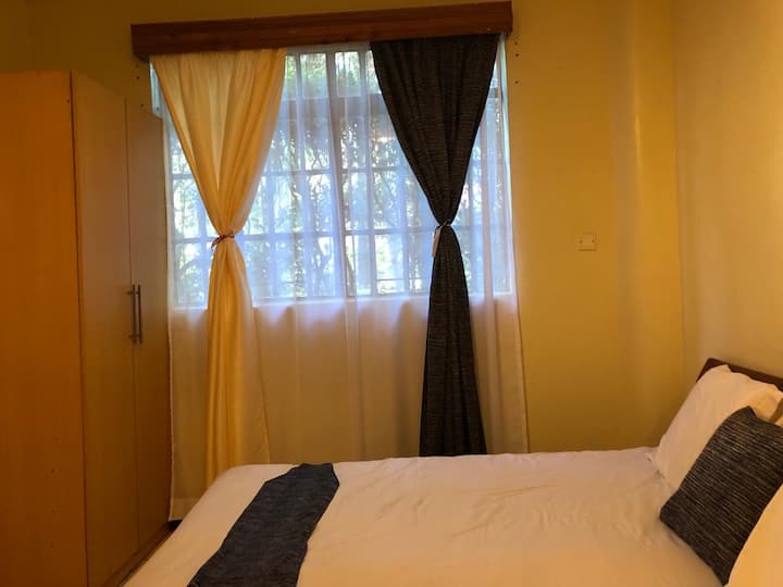 საძინებელი 4