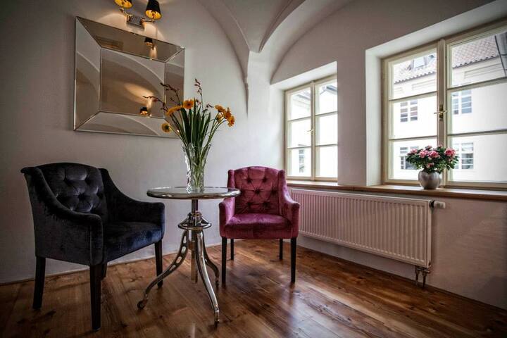 Old Town Square Residence Bambur – 6 people gallery image 5