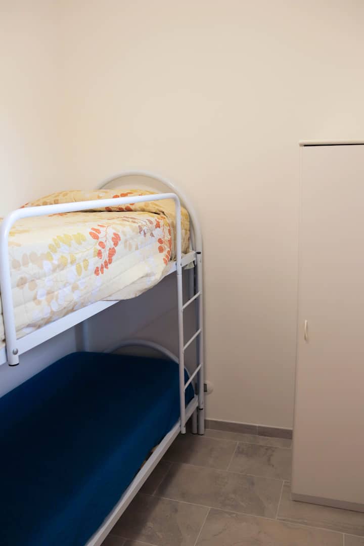 Camera da letto con letti singoli