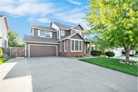 Bright & Spacious Family Home