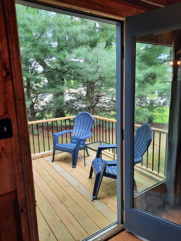 Cozy clean cabin near Ohio side Pymatuning Lake Cabins for Rent in