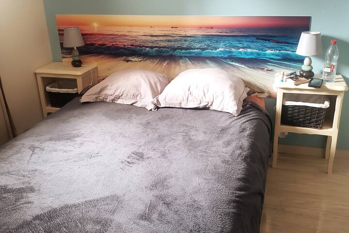 El segundo dormitorio de arriba cama de 140 x 190