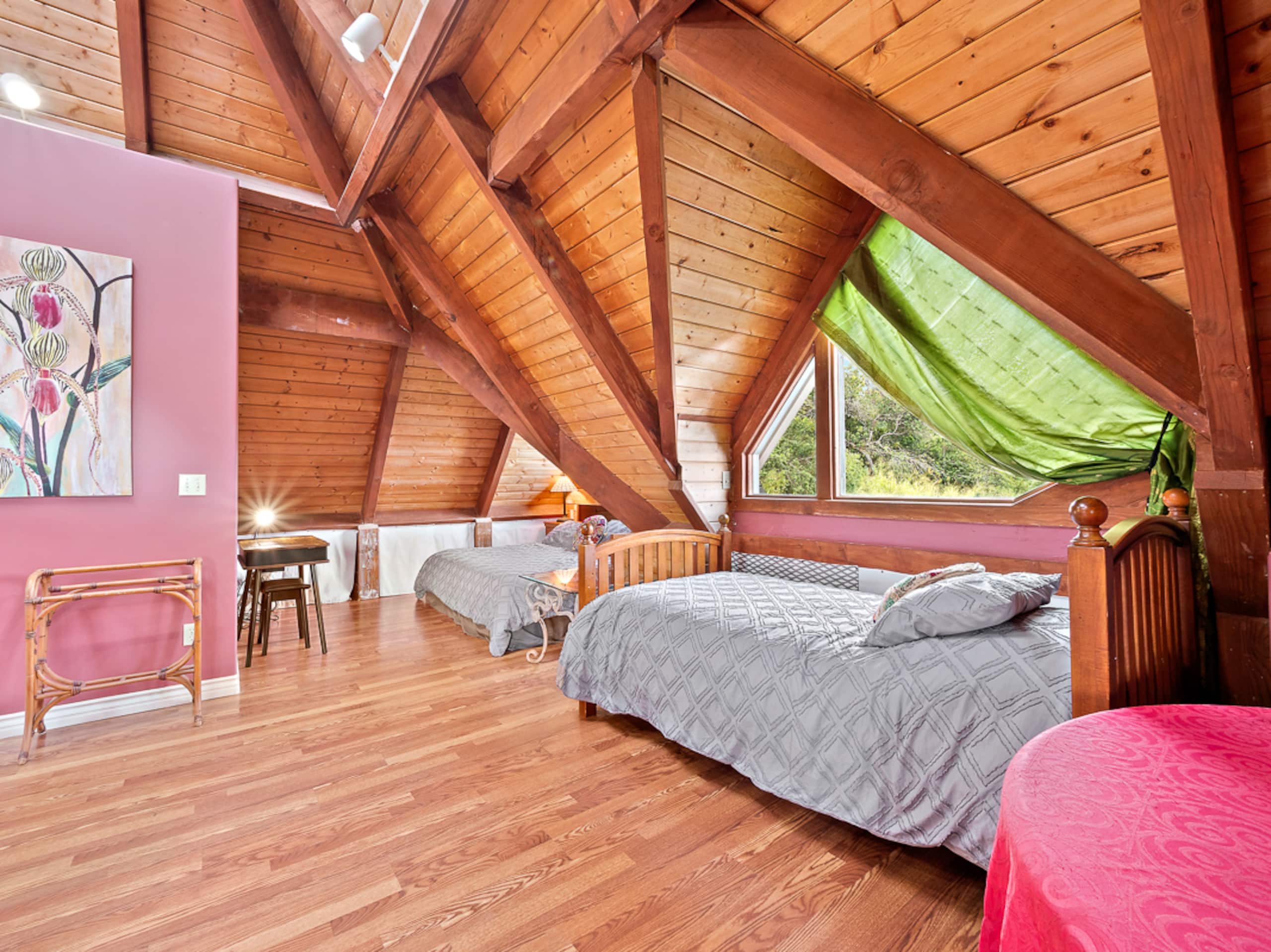 Home in Holualoa · ★4.6 · 4 bedrooms · 7 beds · 3.5 private baths - Image 21