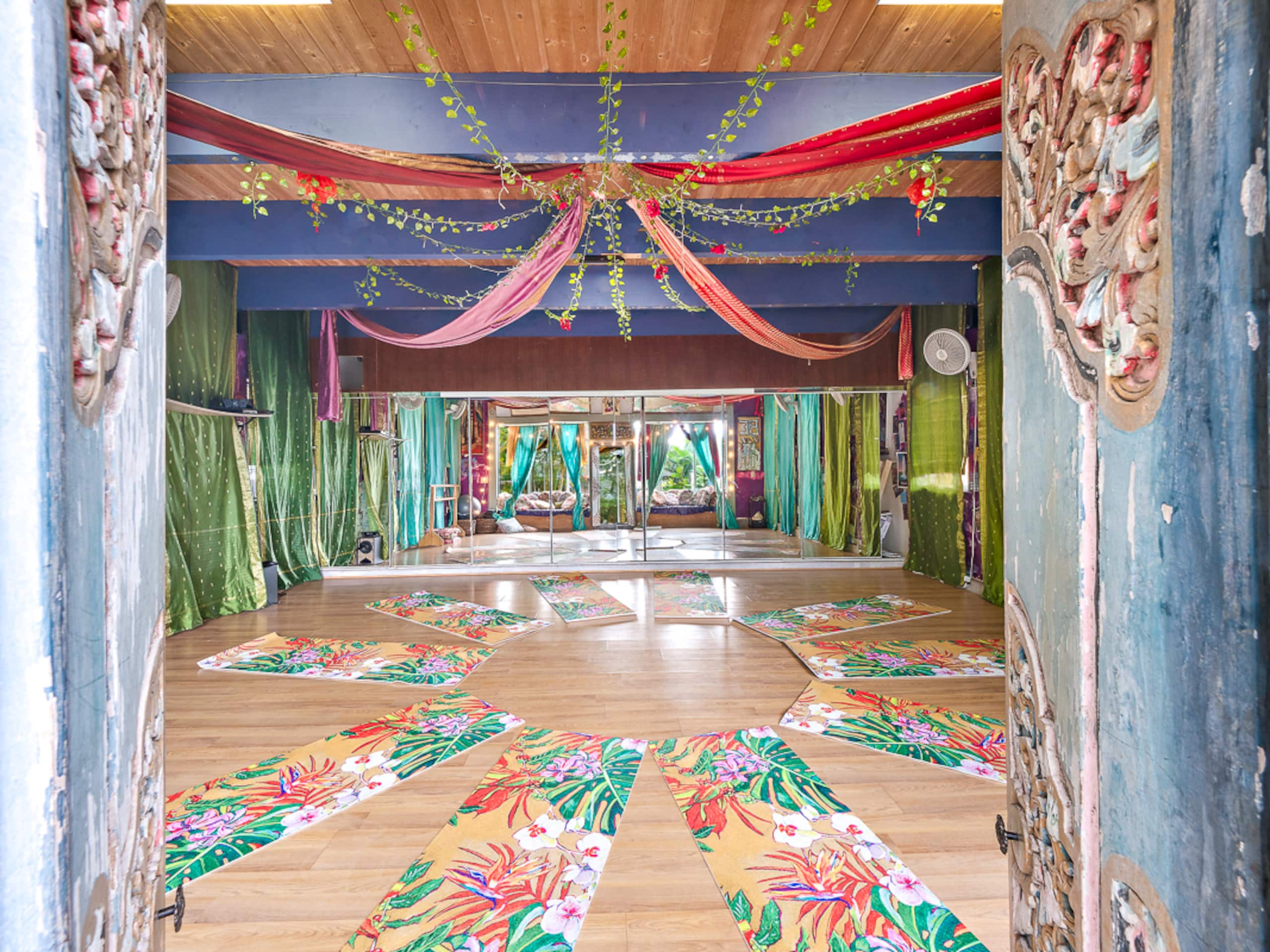 Home in Holualoa · ★4.6 · 4 bedrooms · 7 beds · 3.5 private baths - Image 42