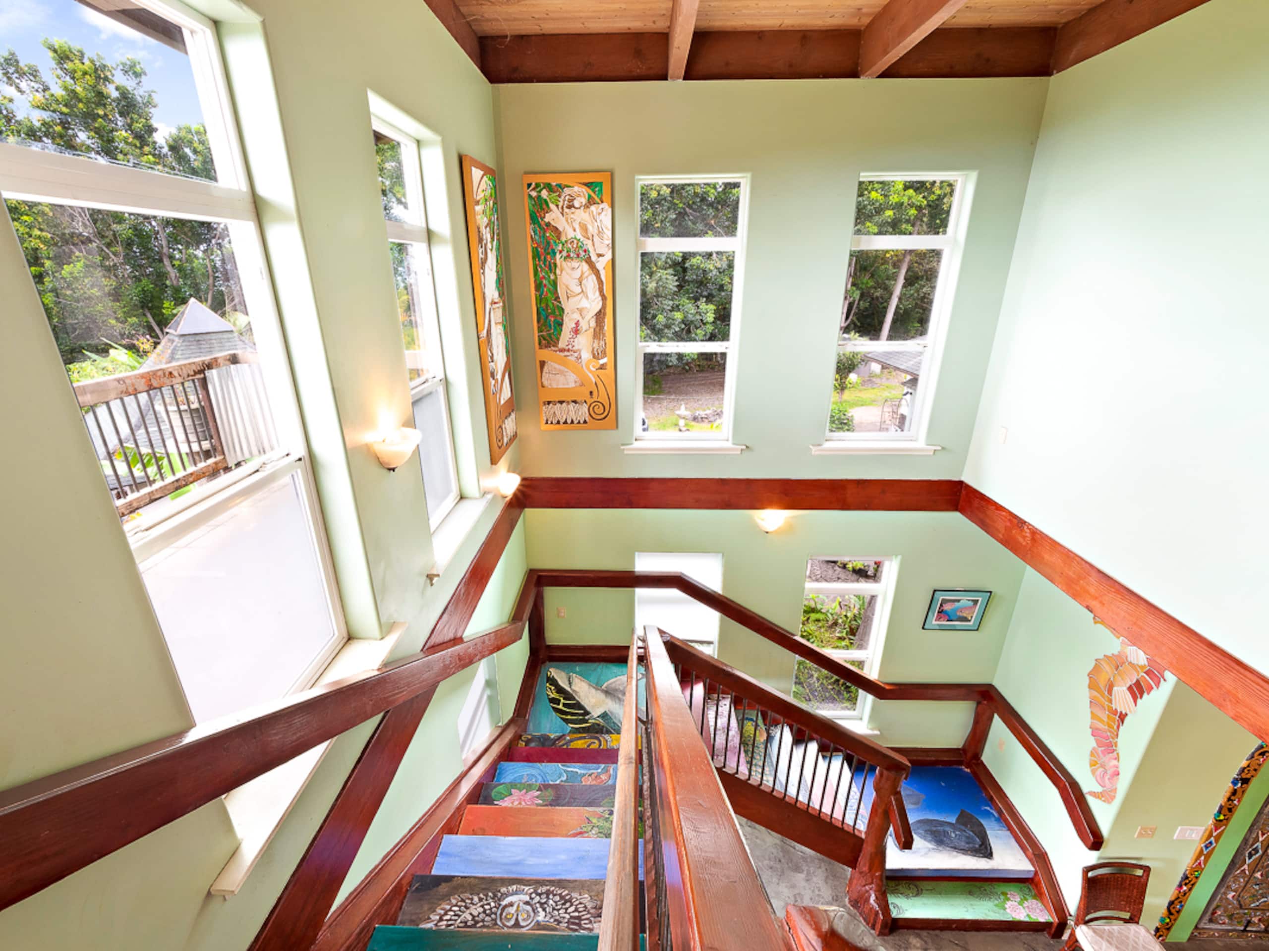 Home in Holualoa · ★4.6 · 4 bedrooms · 7 beds · 3.5 private baths - Image 36