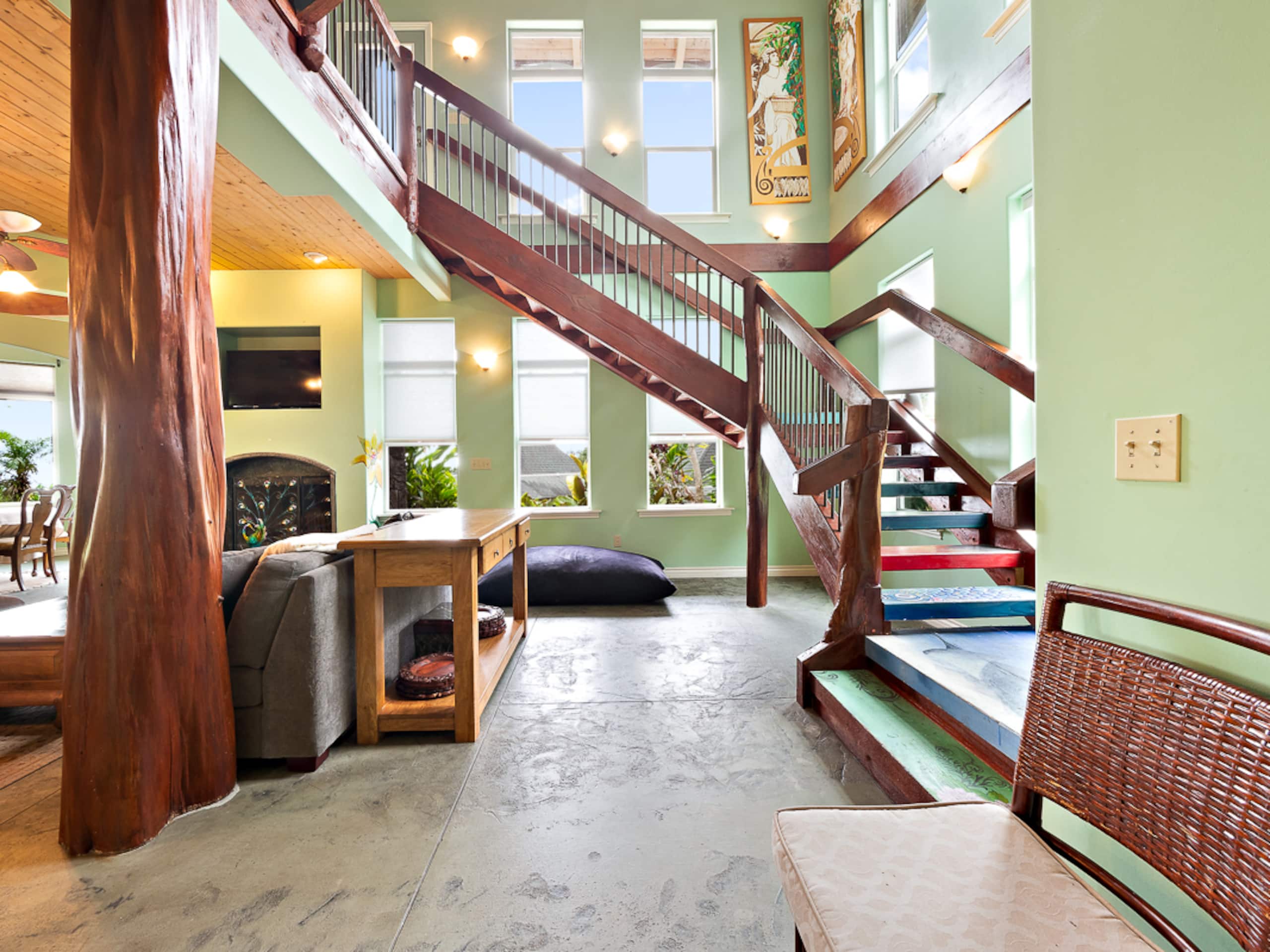 Home in Holualoa · ★4.6 · 4 bedrooms · 7 beds · 3.5 private baths - Image 2