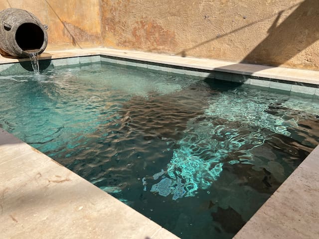 Can Met Mosso, Pool & Terrace gallery image 4