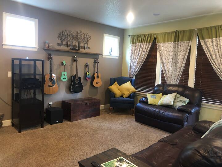 Estacada Vacation Rentals & Homes Oregon, United States Airbnb