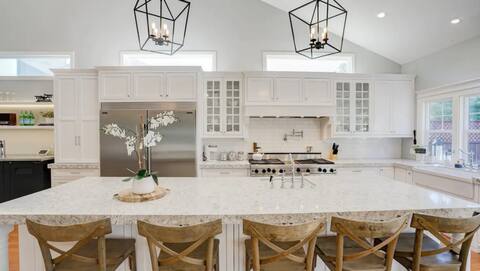 Gourmet Kitchen in Wine Country w/Hot Tub + Office