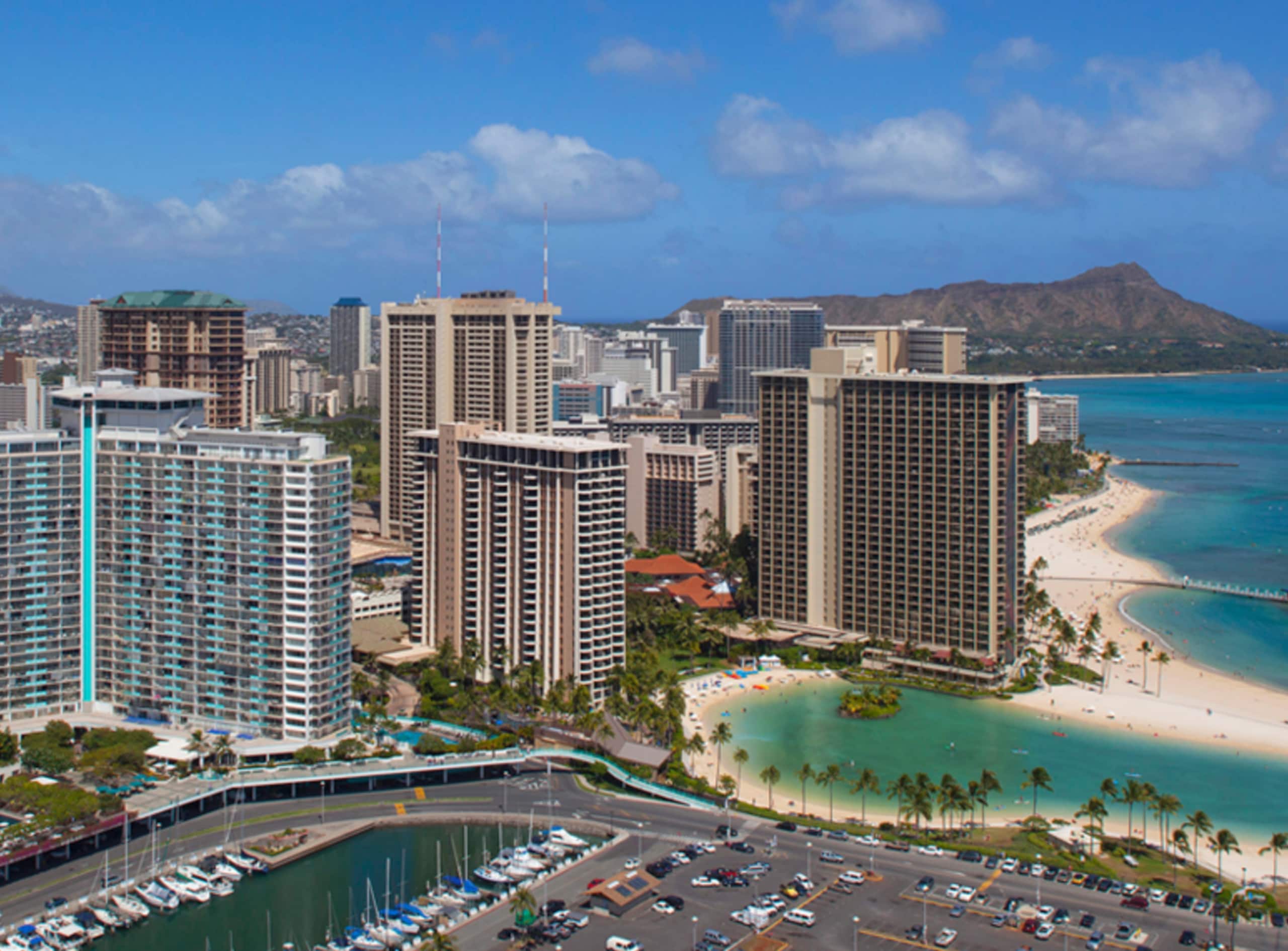 Condo in Honolulu · ★5.0 · Studio · 2 beds · 1 private bath - Image 35