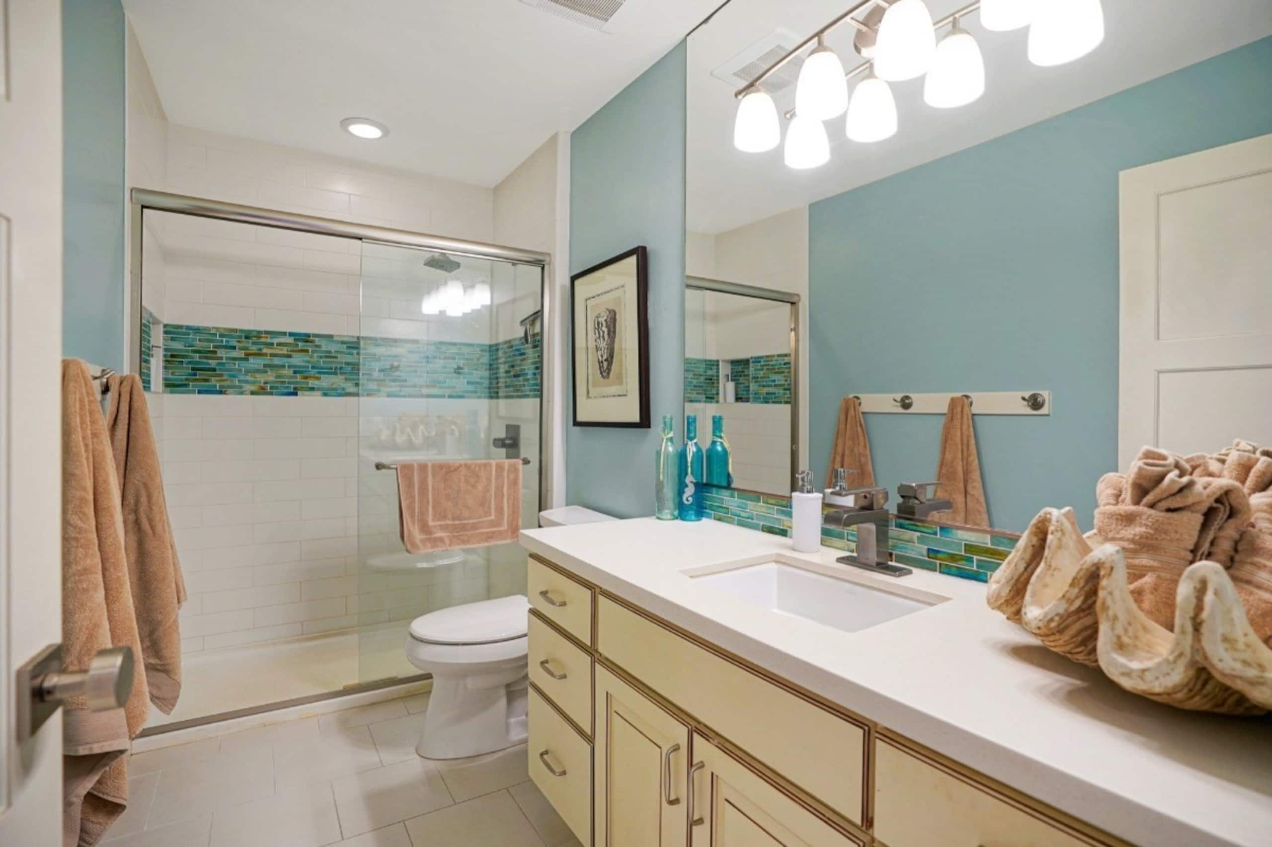 Condo in Kapaa · ★4.93 · 1 bedroom · 2 beds · 1 bath - Image 25