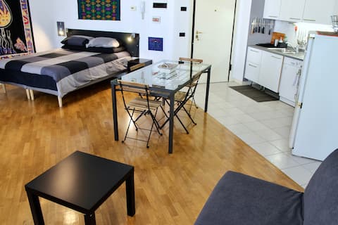 Il Mono Dieci - studio flat 20 minutes from Milan