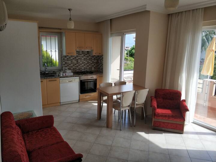 3 Bedroom,2 Lounge, 2 Bathroom Apt In 2 Level - Çalış Beach