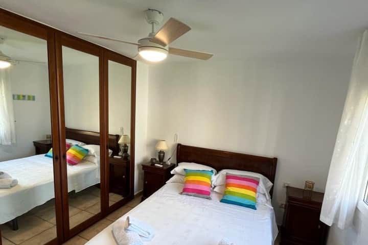 Главна спална соба со приватна бања