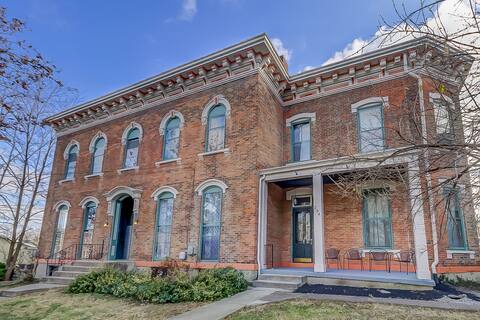 Historic Home w/ Pool & Hot Tub / Walk to Main St!