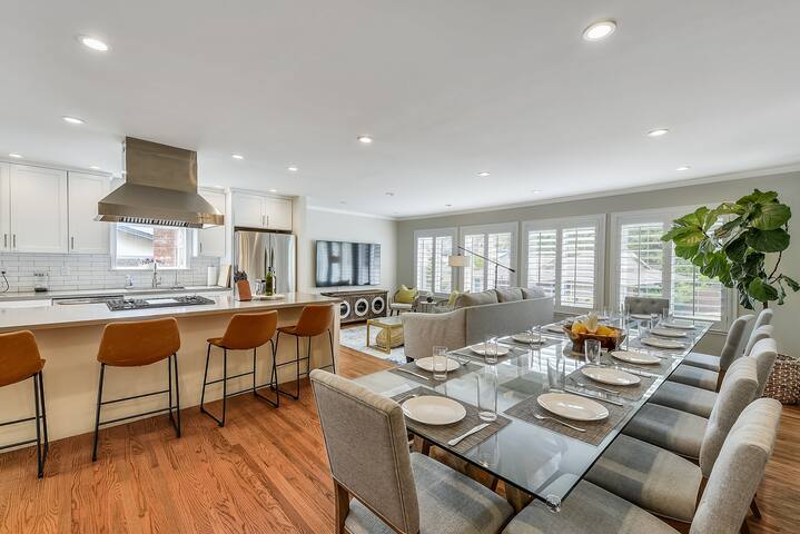 Serene Private Villa Pool Hot Tub & Sauna gallery image 4