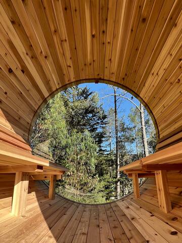 Serene Private Villa Pool Hot Tub & Sauna gallery image 3