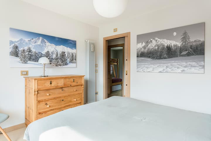 ห้องนอนเตียงควีน 