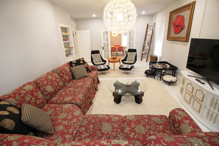 Luxury, Huge Roof Deck, Parking & Walk To New Hope - 紐霍普