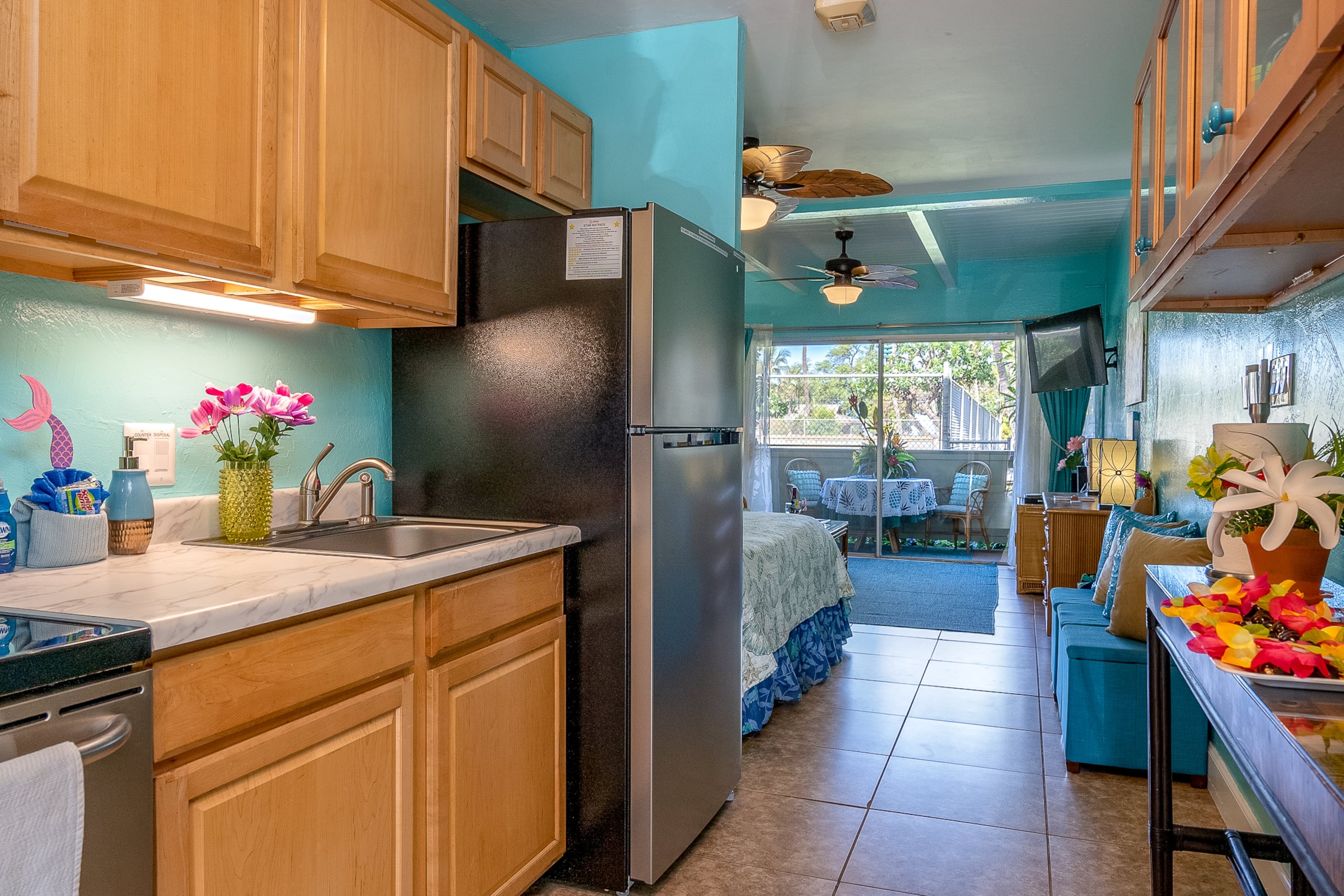 Condo in Kihei · ★4.92 · Studio · 2 beds · 1 private bath - Image 12