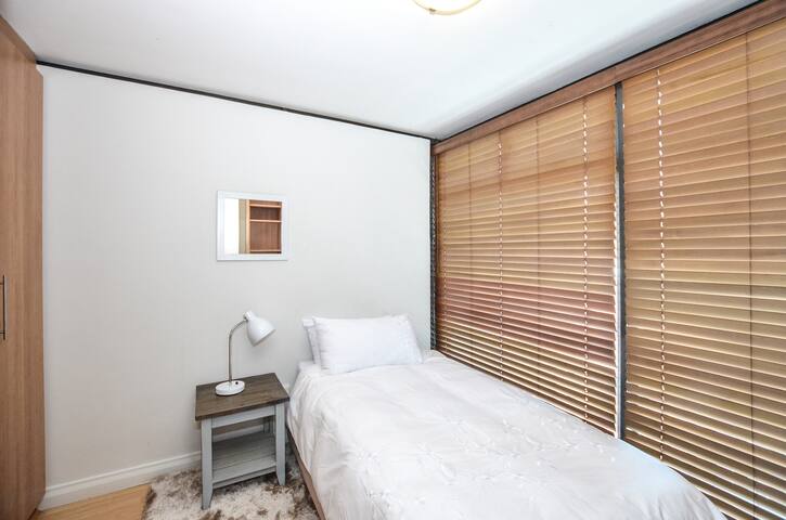 Lovely Penthouse with Breathtaking Views CS gallery image 5