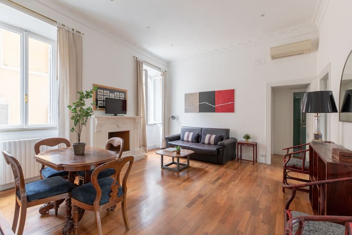 iFlat | Elegant Apt few steps from Spanish Steps