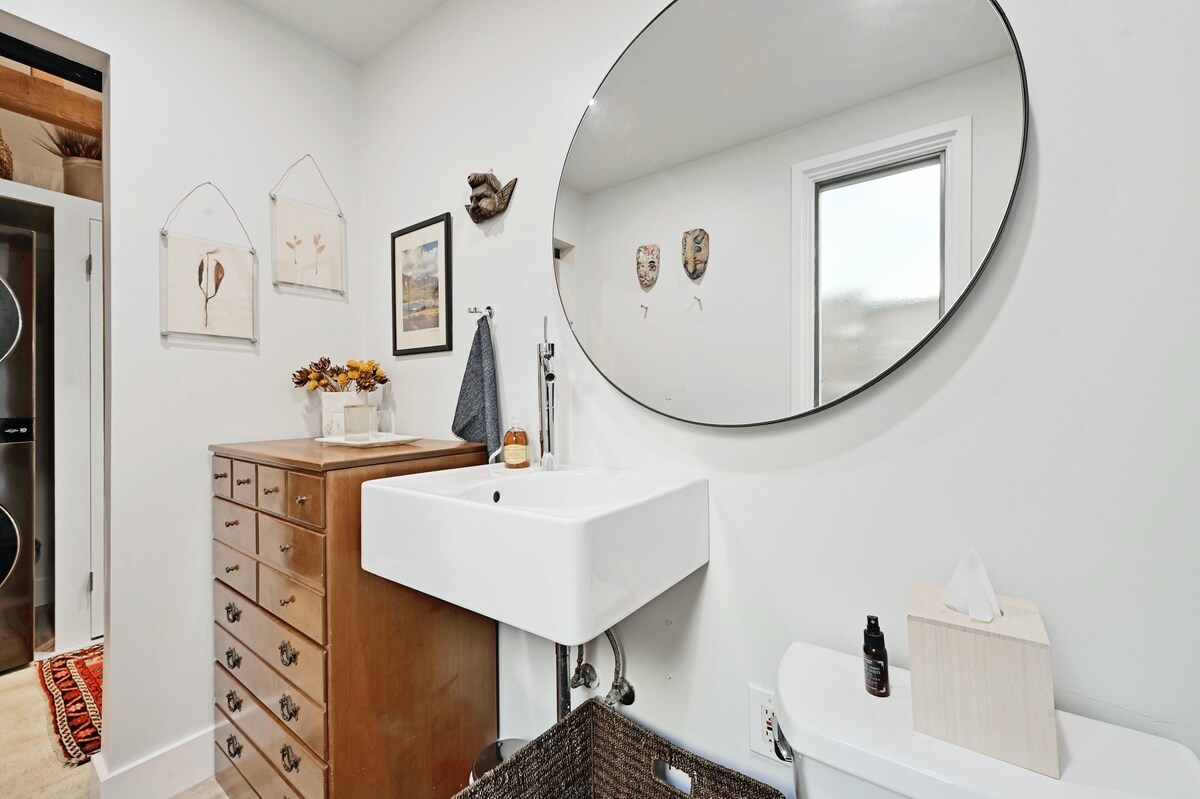 Cozy SoCo Guest House