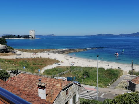 Anuncio de Airbnb popular: Penthouse overlooking the Vigo estuary and Cíes Islands en Vigo